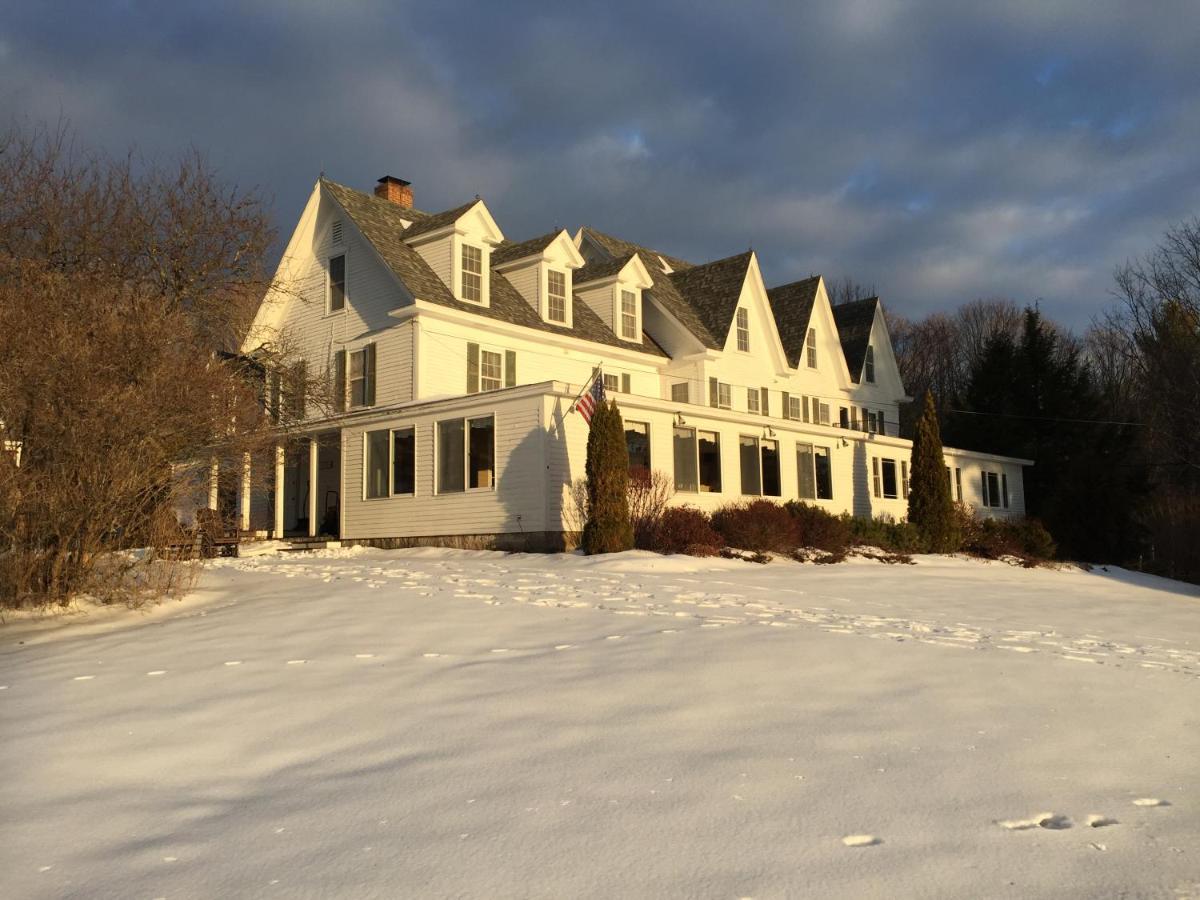 Inn At Pleasant Lake New London Eksteriør billede